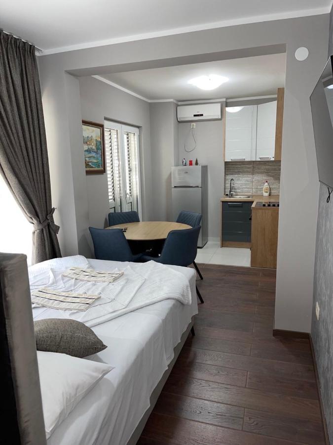 Guest House Mrvaljevic Budva Exterior foto