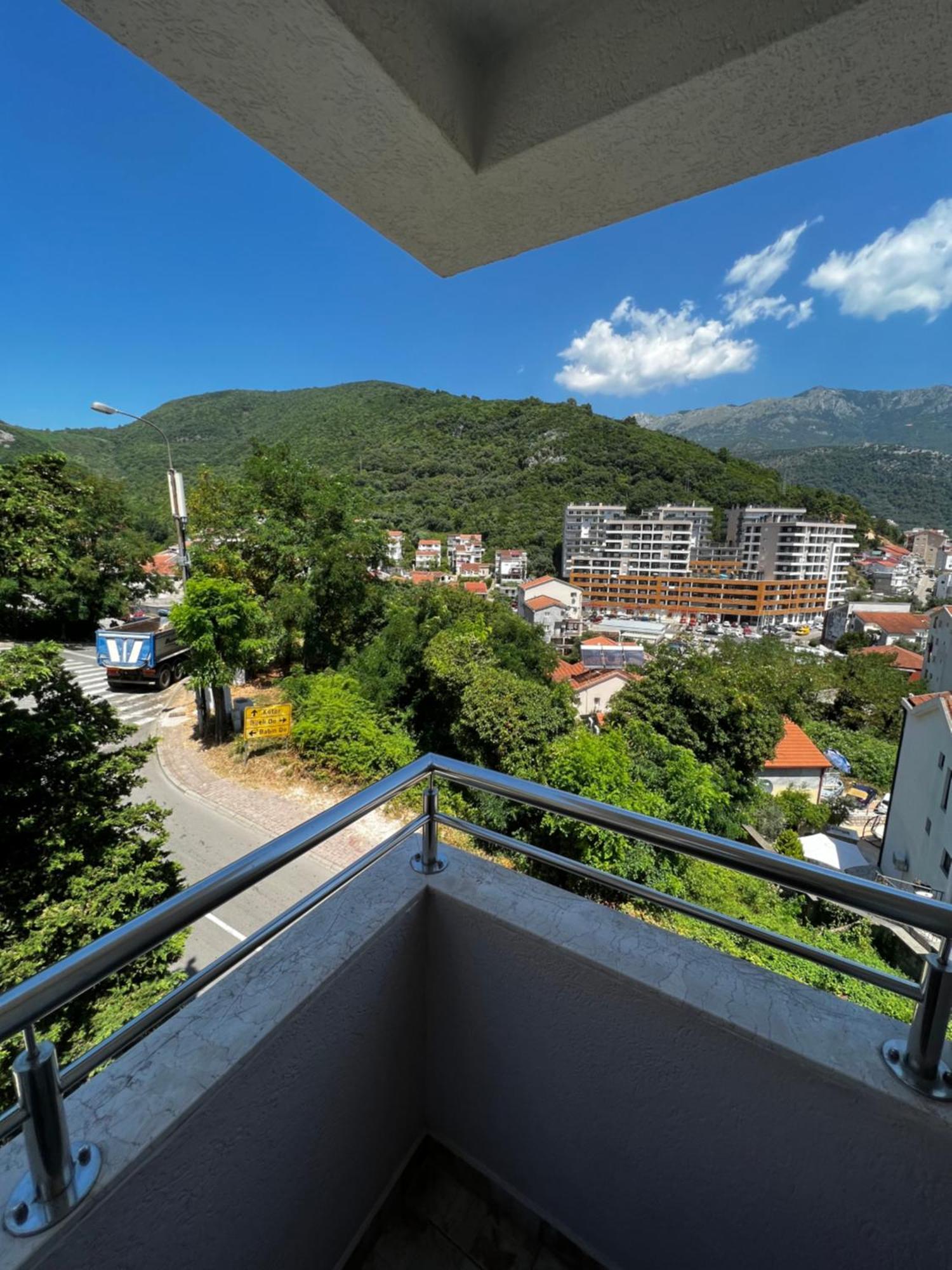 Guest House Mrvaljevic Budva Exterior foto